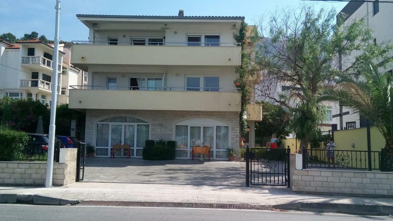 Apartmani Morango Podstrana Exterior photo